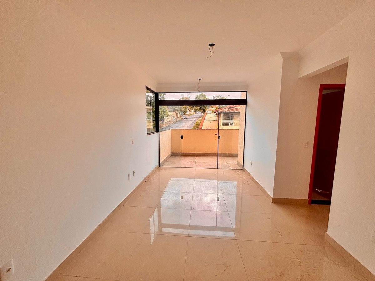 Apartamento, Serrano, 2 Quartos, 1 Vaga