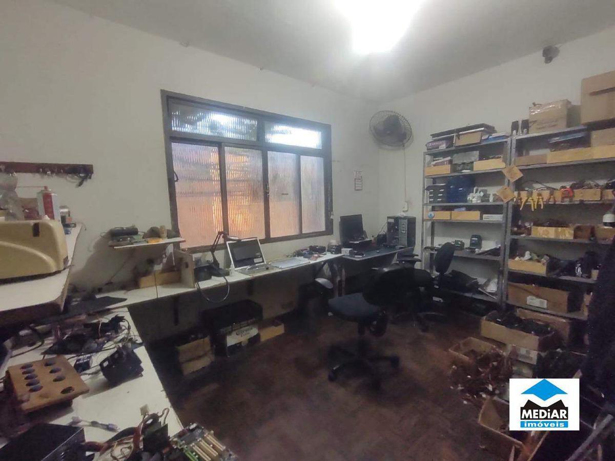 Casa, Sagrada Família, 5 Quartos, 6 Vagas, 1 Suíte