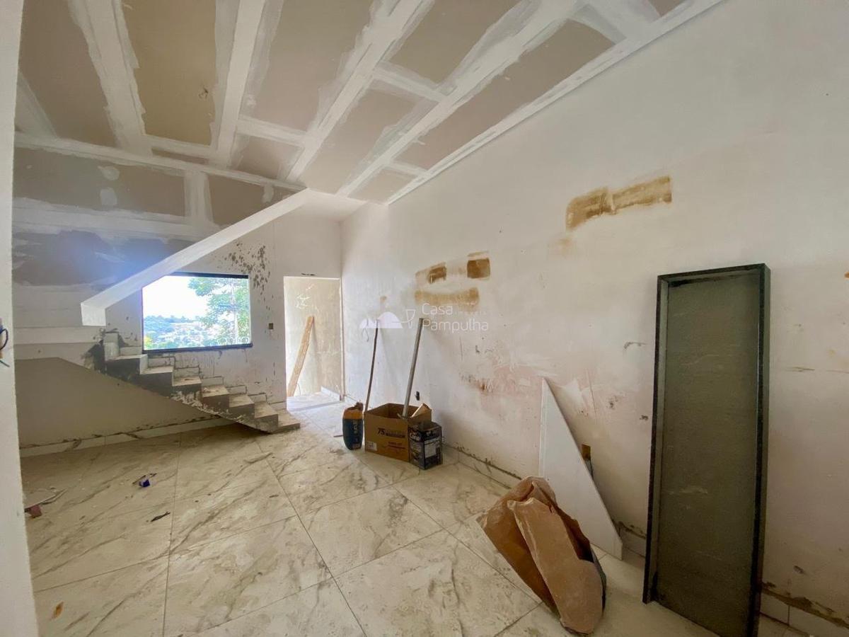 Casa, Cachoeira, 3 Quartos, 2 Vagas, 1 Suíte