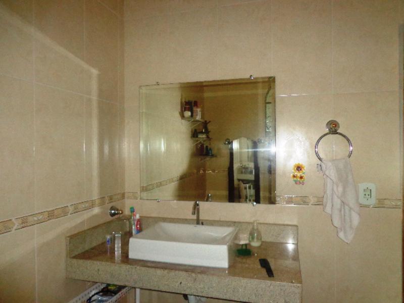 Casa, Venda Nova, 5 Quartos, 1 Vaga, 1 Suíte