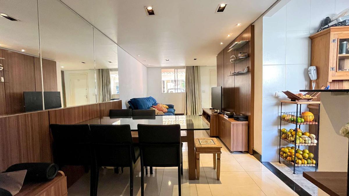 Casa, Buritis, 4 Quartos, 2 Vagas, 1 Suíte