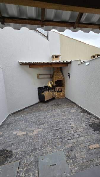 Casa, Santa Branca, 2 Quartos, 1 Vaga