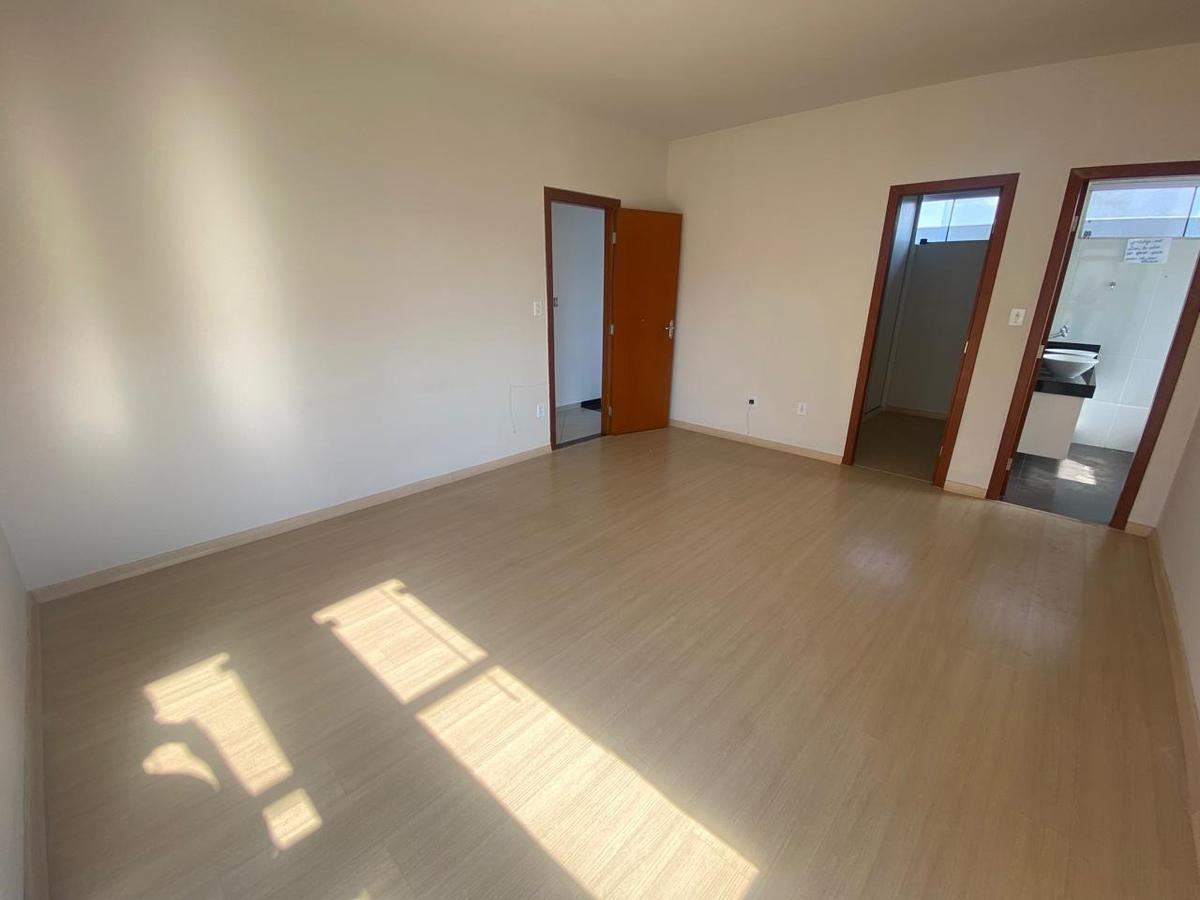 Casa, Trevo, 4 Quartos, 4 Vagas, 3 Suítes