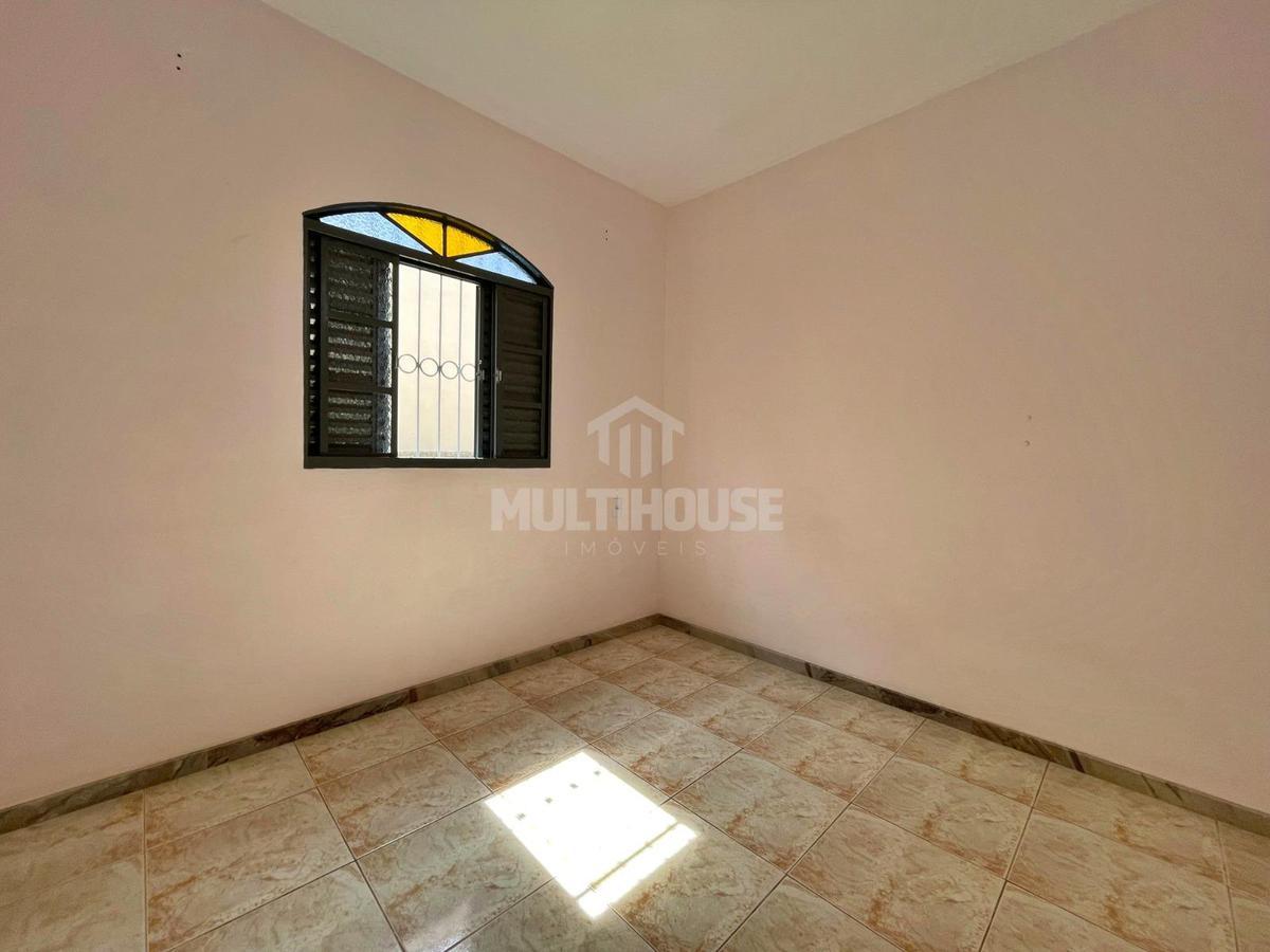 Casa, Jardim Leblon, 3 Quartos, 4 Vagas, 1 Suíte