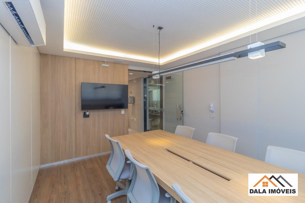 Apartamento, Sagrada Família, 3 Quartos, 2 Vagas, 1 Suíte