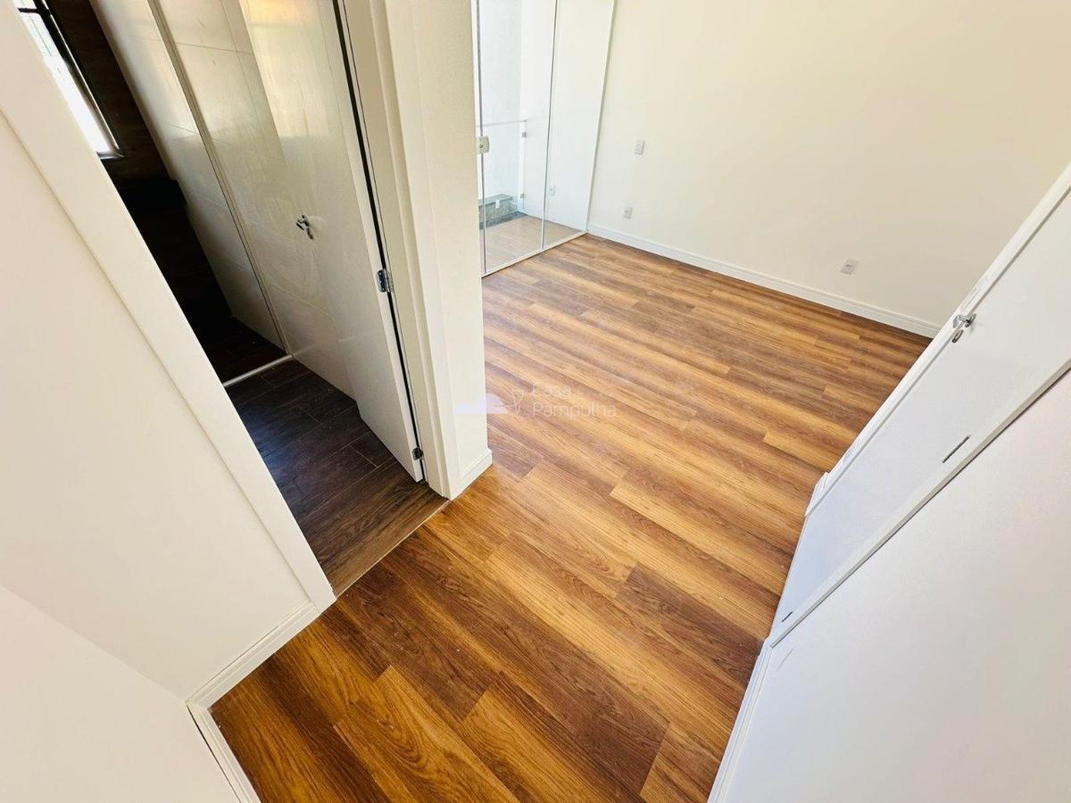 Casa, Santa Branca, 3 Quartos, 2 Vagas, 1 Suíte