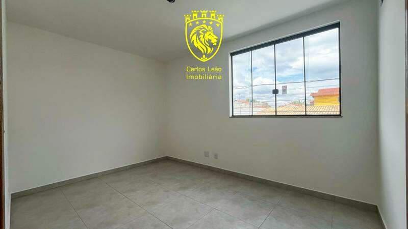 Casa, Candelária, 3 Quartos, 0 Vaga, 1 Suíte