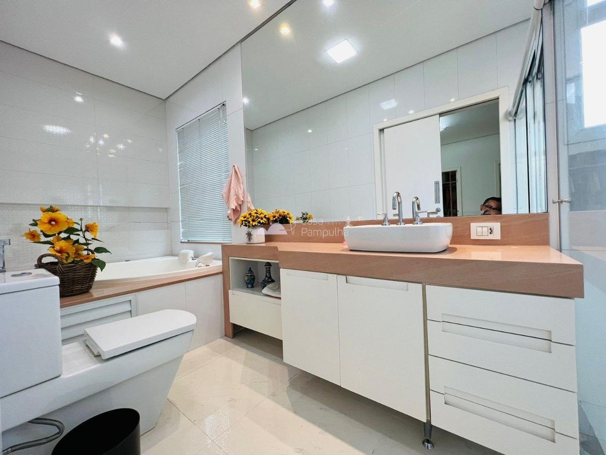 Casa, Jardim Atlântico, 4 Quartos, 6 Vagas, 3 Suítes