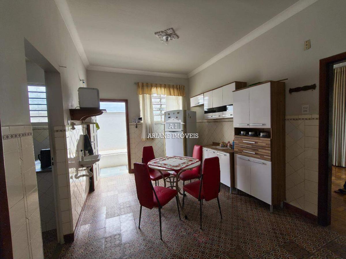 Casa, Colégio Batista, 4 Quartos, 2 Vagas