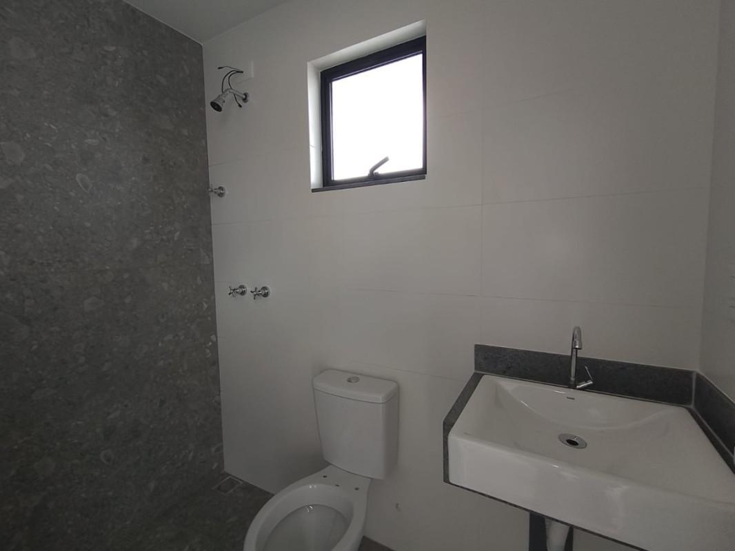 Cobertura, Prado, 2 Quartos, 2 Vagas, 1 Suíte