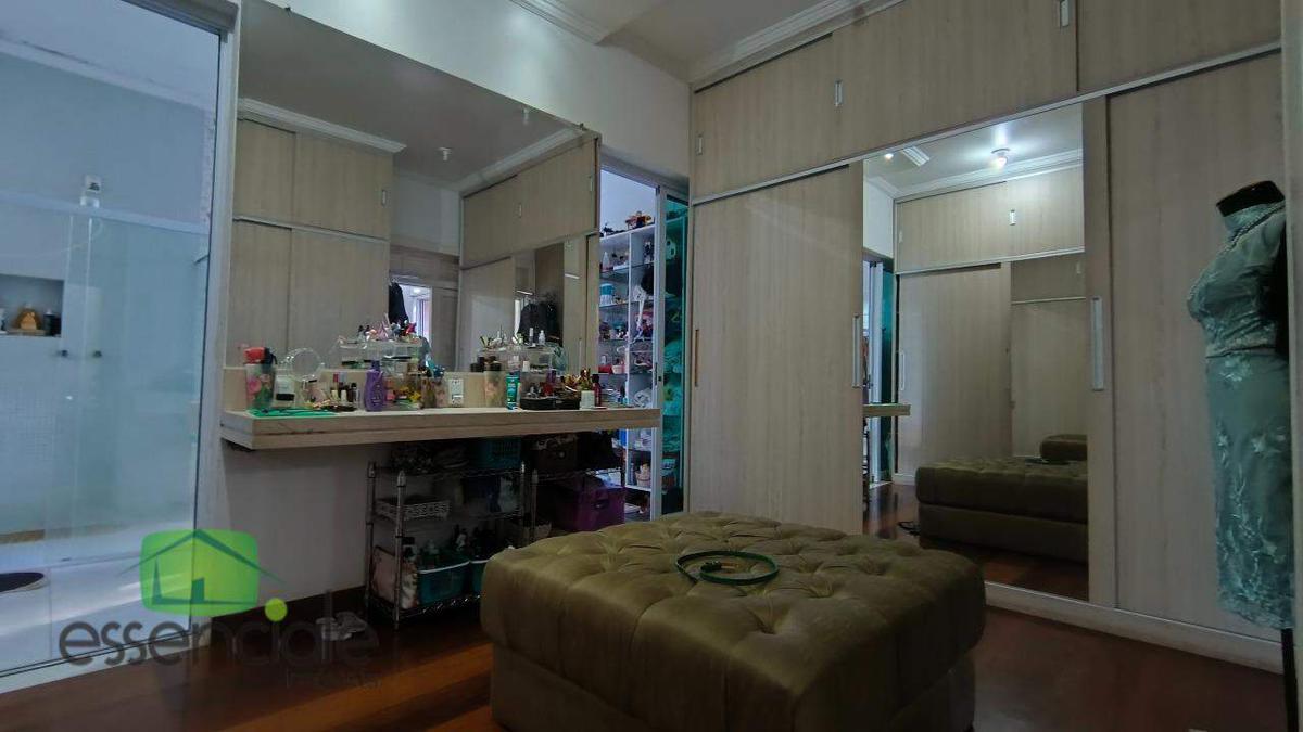 Casa, Novo Eldorado, 4 Quartos, 2 Vagas, 2 Suítes