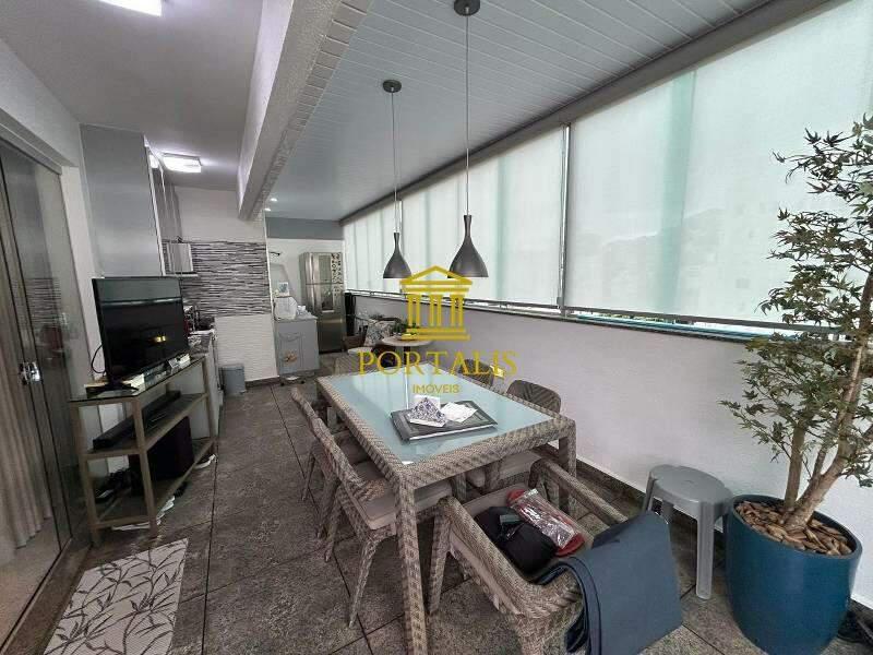 Cobertura, Serra, 4 Quartos, 3 Vagas, 2 Suítes