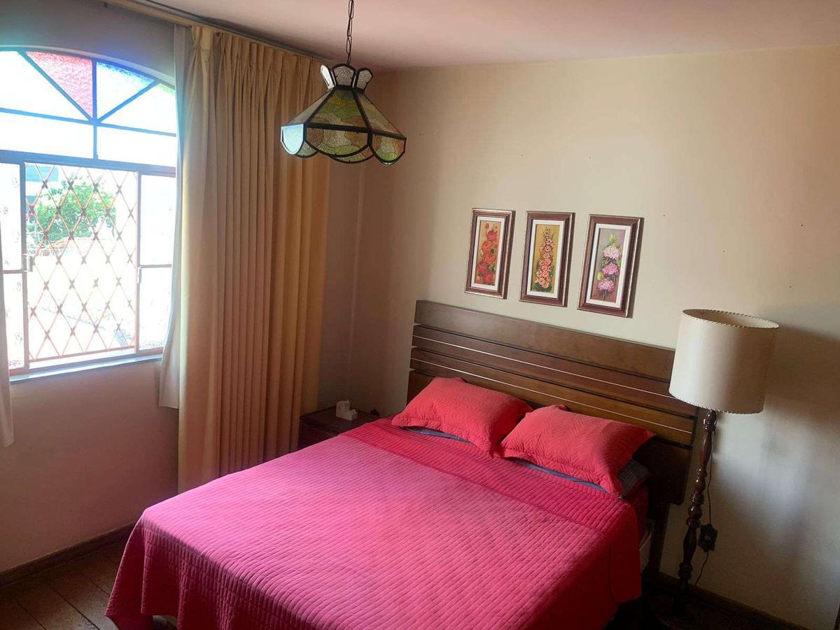 Casa, Cidade Nova, 4 Quartos, 3 Vagas, 1 Suíte