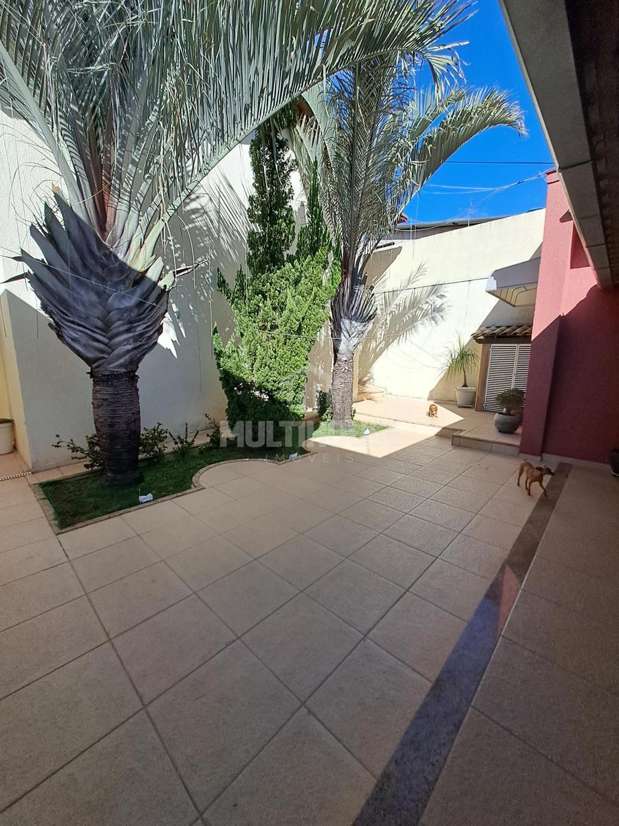 Casa, Carlos Prates, 3 Quartos, 2 Vagas, 1 Suíte