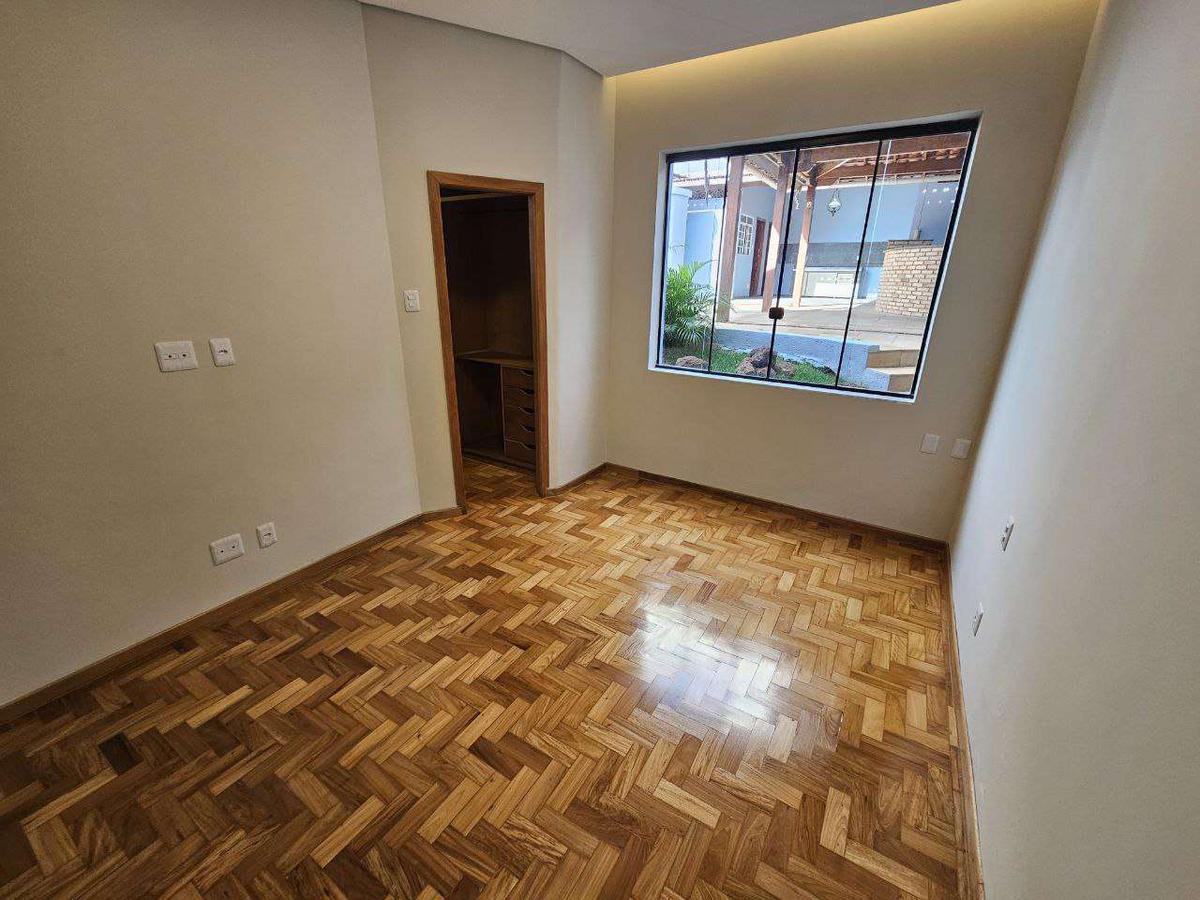 Casa, São Lucas, 3 Quartos, 4 Vagas, 2 Suítes