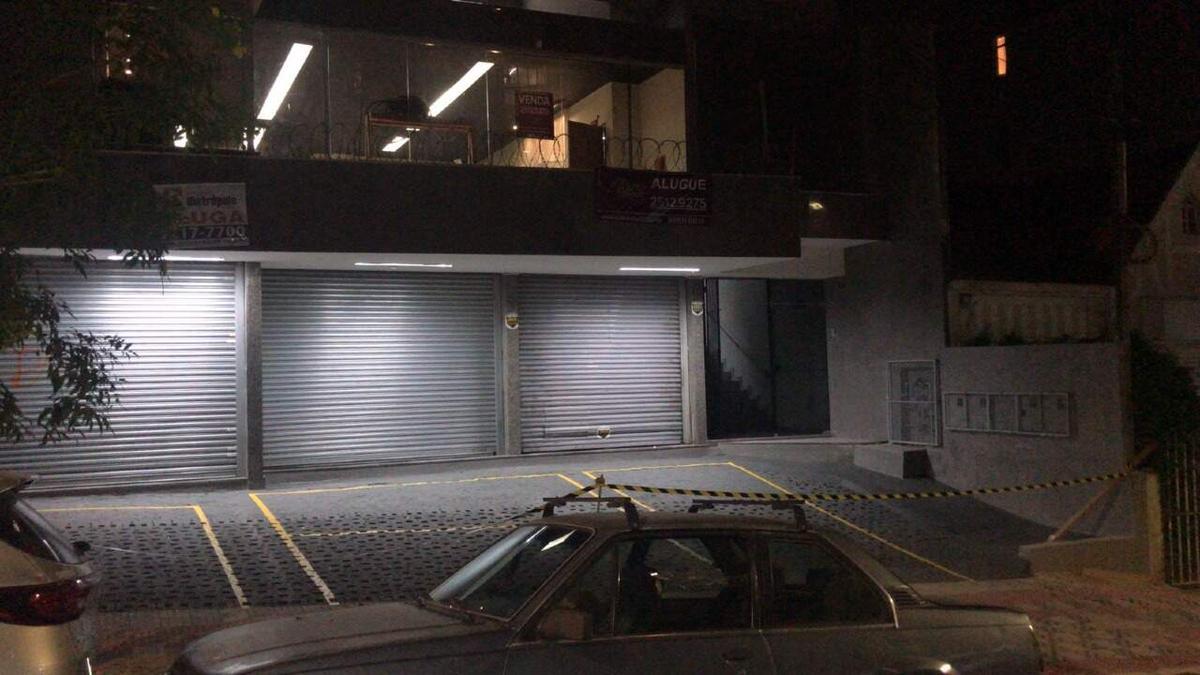 Sala, São Pedro, 0 Quarto, 1 Vaga