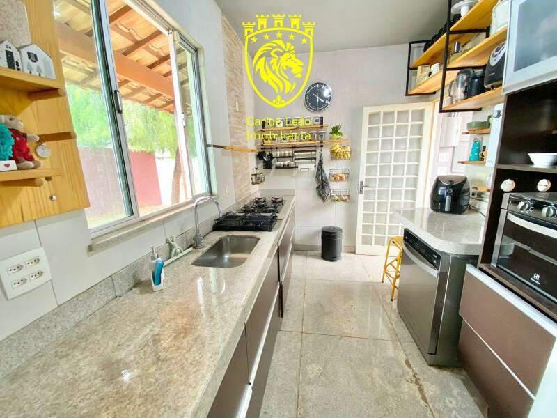 Casa, Trevo, 3 Quartos, 2 Vagas, 1 Suíte