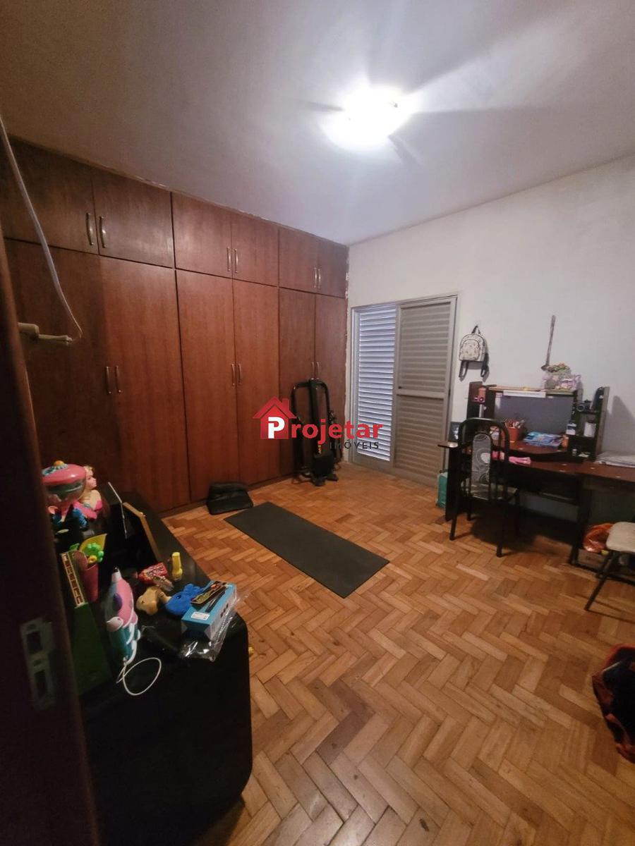 Casa, Sagrada Família, 4 Quartos, 2 Vagas, 1 Suíte