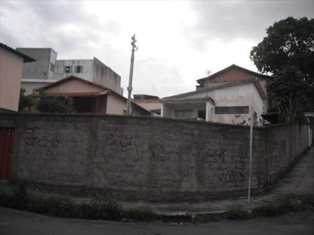 Lote, Dom Bosco, 3 Quartos, 2 Vagas, 1 Suíte