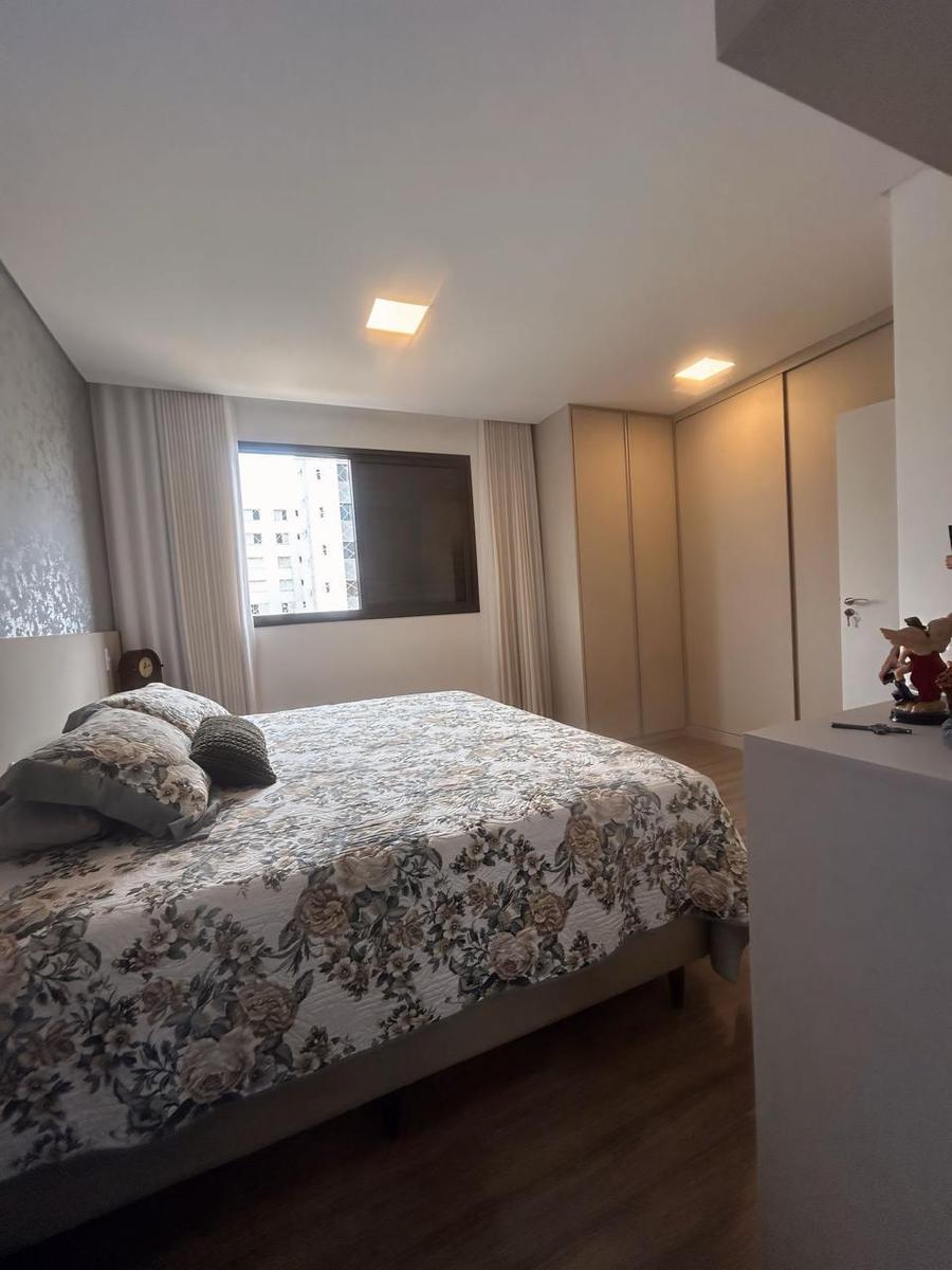 Apartamento, Castelo, 4 Quartos, 2 Vagas, 1 Suíte