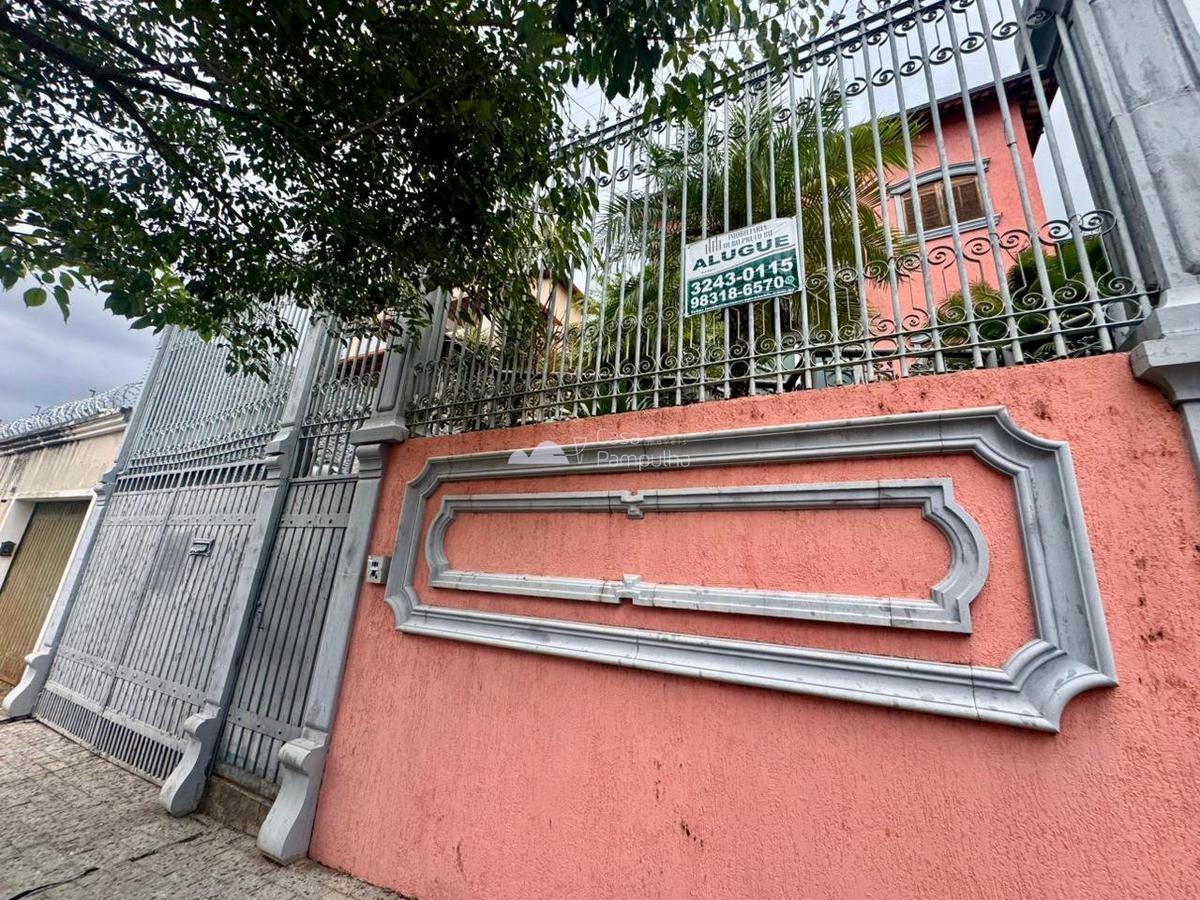 Casa, Trevo, 3 Quartos, 10 Vagas, 1 Suíte