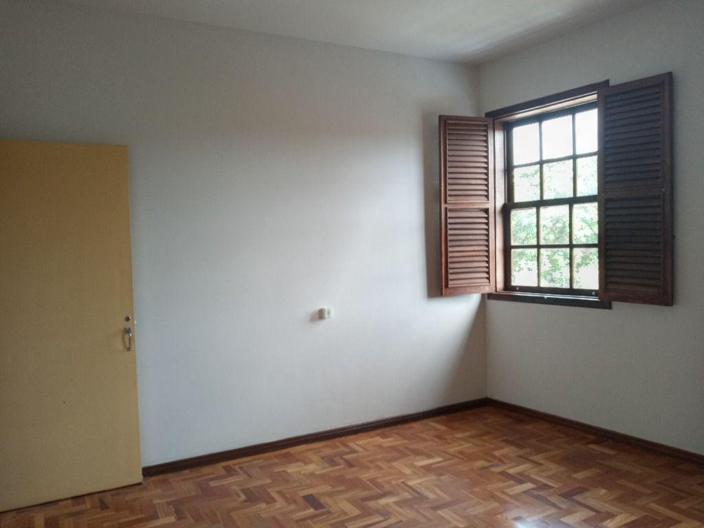 Casa, Centro, 3 Quartos, 2 Vagas