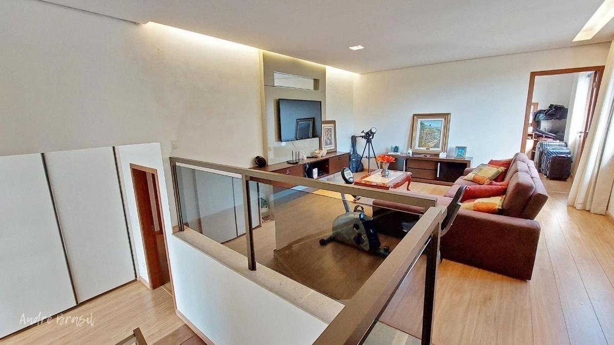 Casa, Comiteco, 4 Quartos, 3 Vagas, 4 Suítes