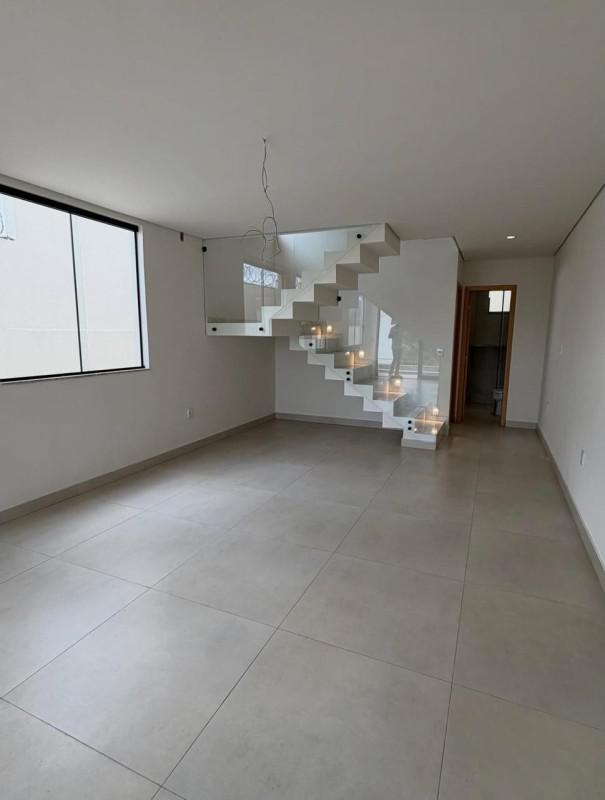Casa, Masterville, 3 Quartos, 4 Vagas, 1 Suíte