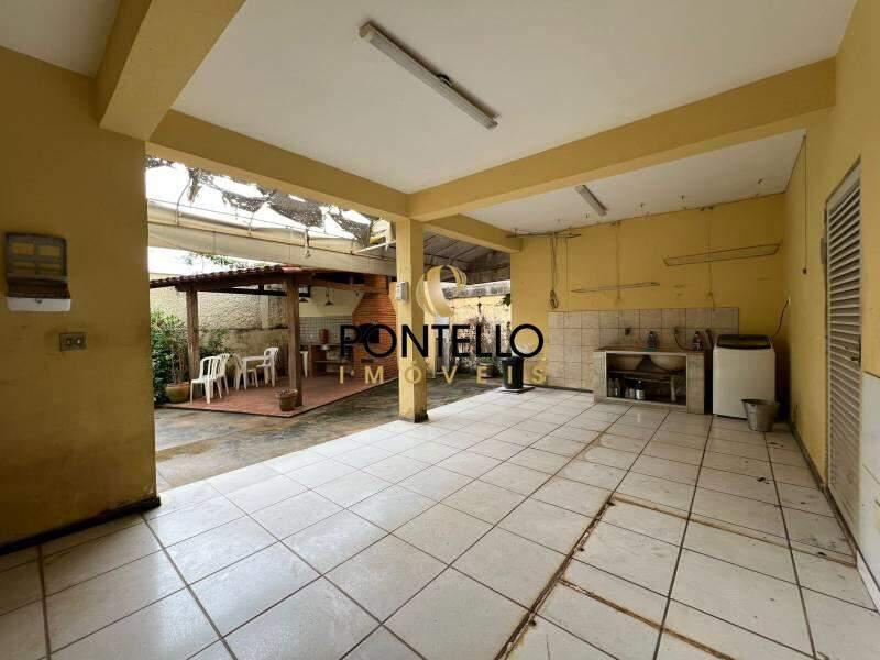 Casa, Nova Granada, 3 Quartos, 2 Vagas, 1 Suíte