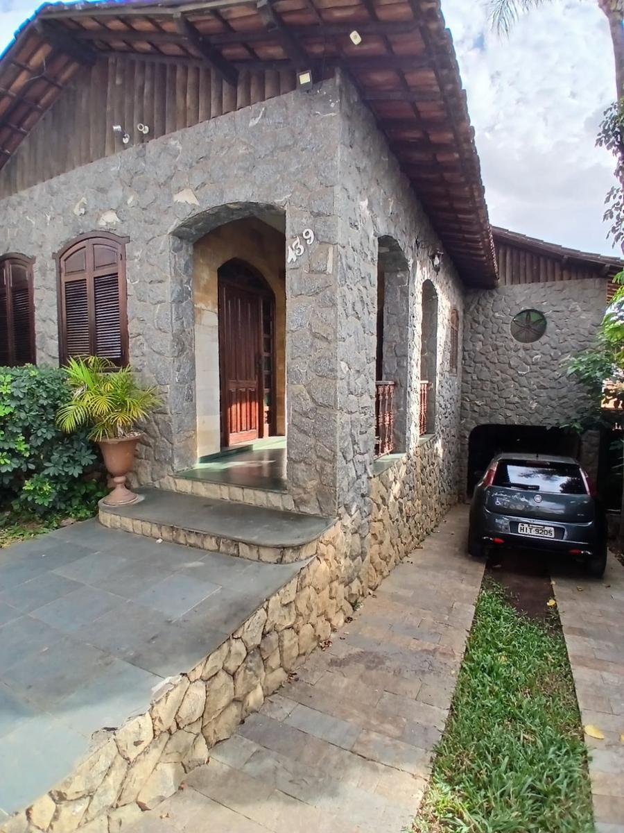 Casa, Santa Amélia, 3 Quartos, 5 Vagas, 1 Suíte