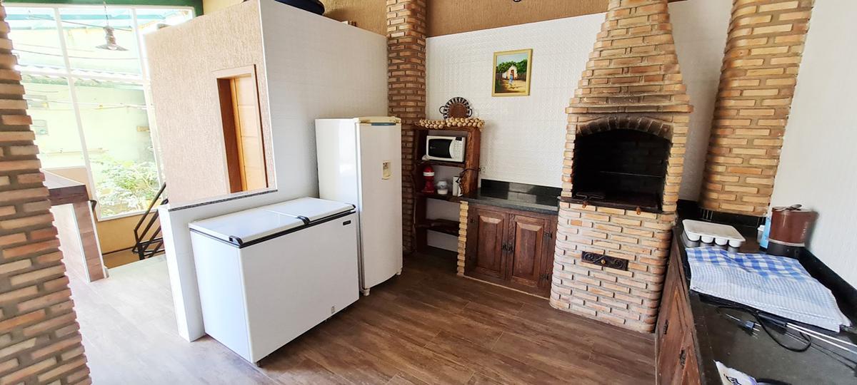 Prédio, Ana Lúcia, 3 Quartos, 2 Vagas, 1 Suíte