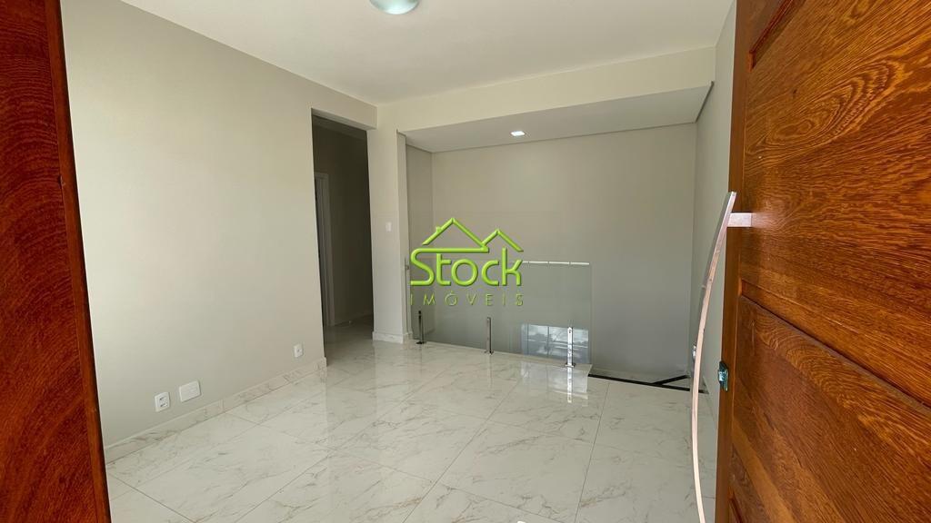 Casa, Shalimar, 3 Quartos, 2 Vagas, 1 Suíte