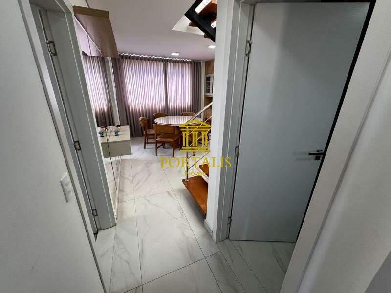 Cobertura, Sagrada Família, 2 Quartos, 2 Vagas, 1 Suíte