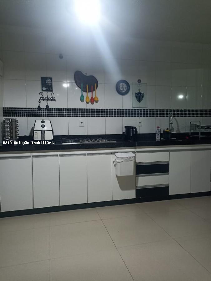 Casa, Vila Beneves, 3 Quartos, 2 Vagas, 1 Suíte