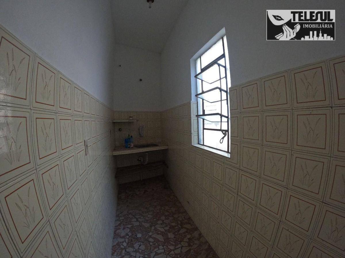 Apartamento, Centro, 2 Quartos, 0 Vaga