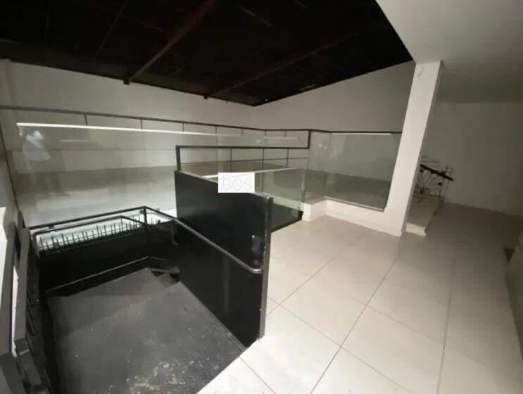 Casa, Savassi, 0 Quarto, 0 Vaga