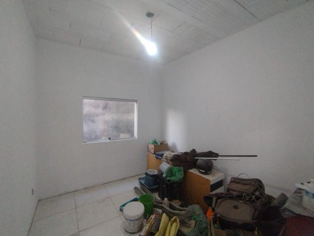 Casa, Jardim Vitória, 2 Quartos, 0 Vaga