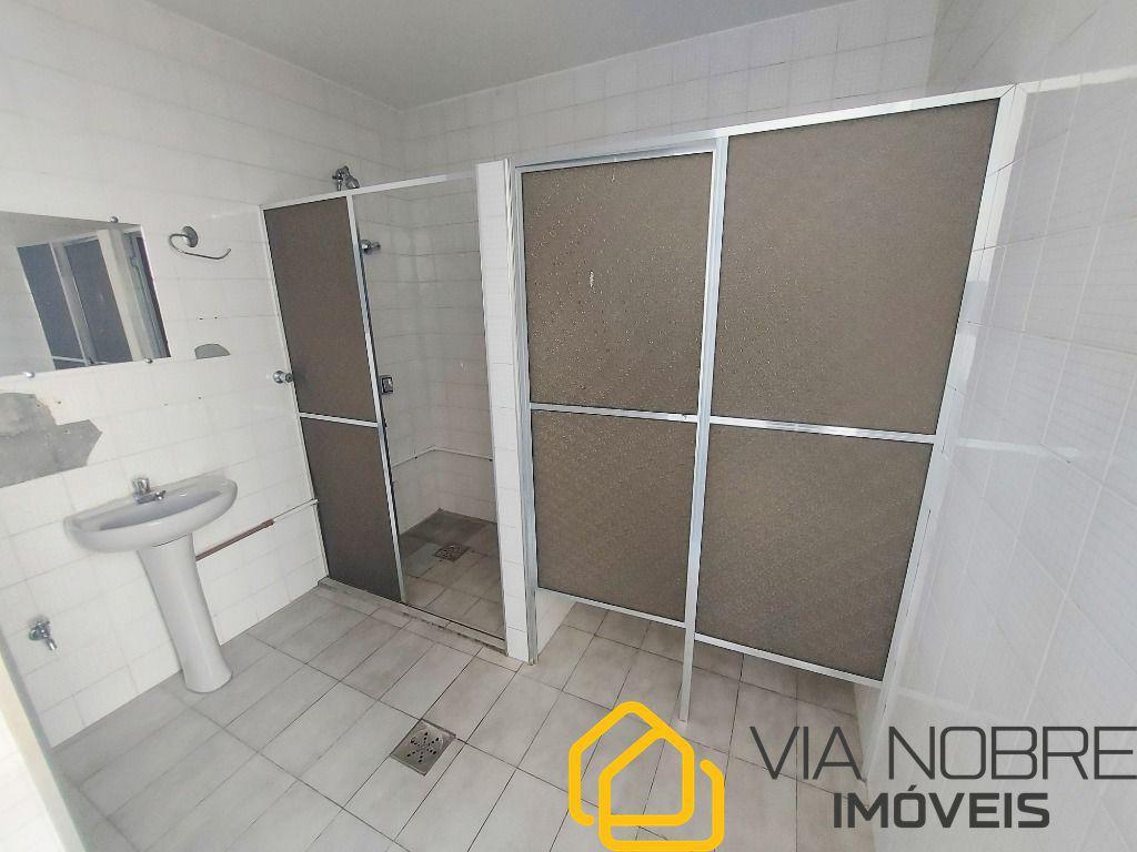 Sala, Estoril, 2 Vagas