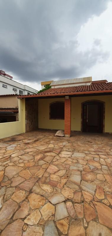 Casa, Jardim América, 4 Quartos, 4 Vagas, 1 Suíte