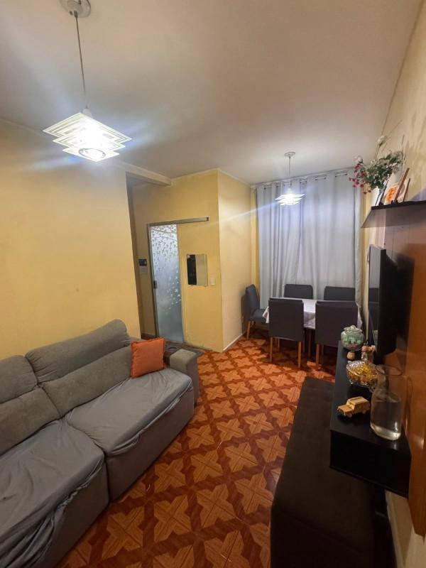Apartamento, Tirol (barreiro), 2 Quartos, 1 Vaga