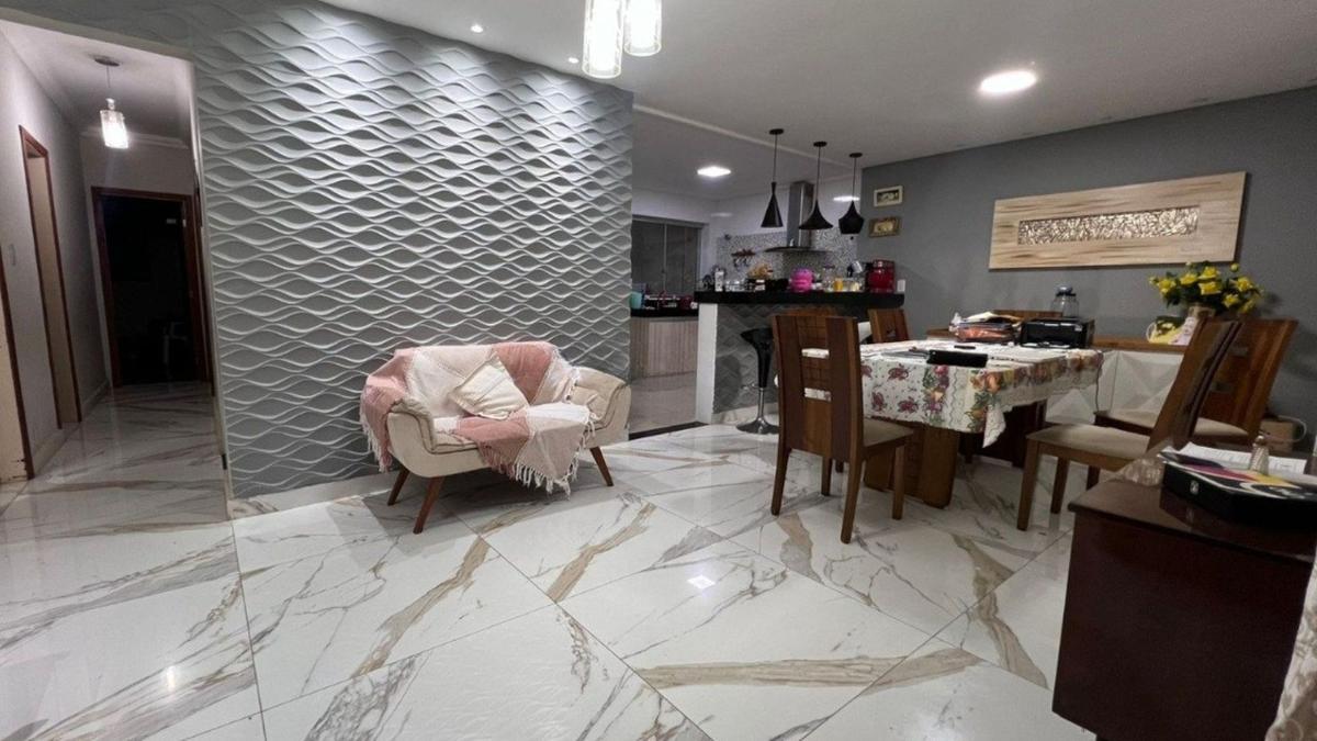 Casa, Itapoã, 5 Quartos, 4 Vagas, 2 Suítes