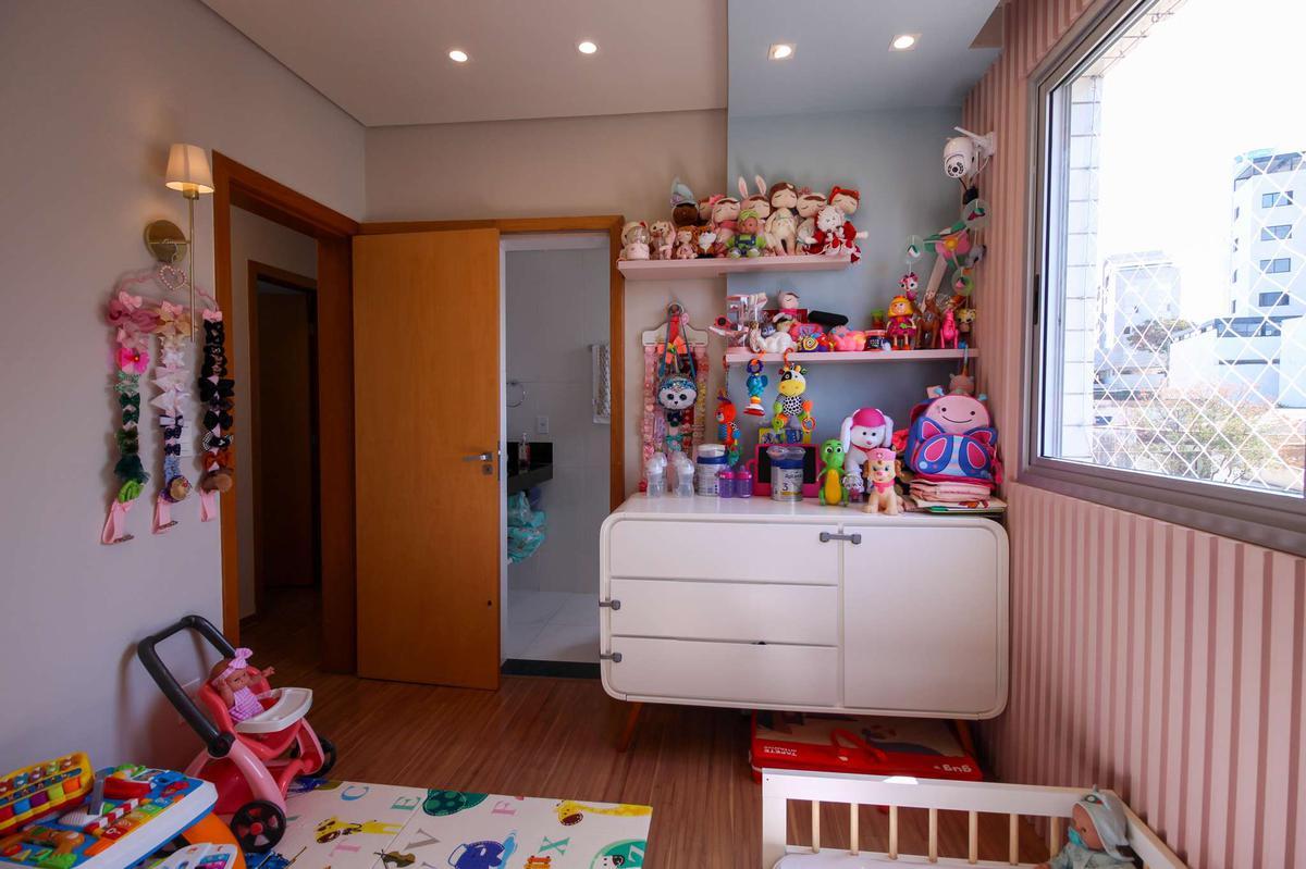 Apartamento, Ipiranga, 4 Quartos, 4 Vagas, 3 Suítes