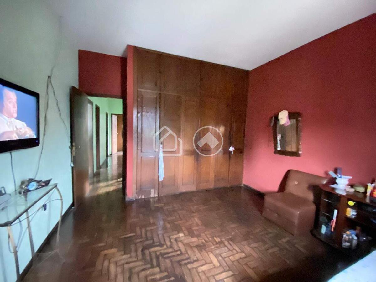Casa, Dom Bosco, 3 Quartos, 8 Vagas