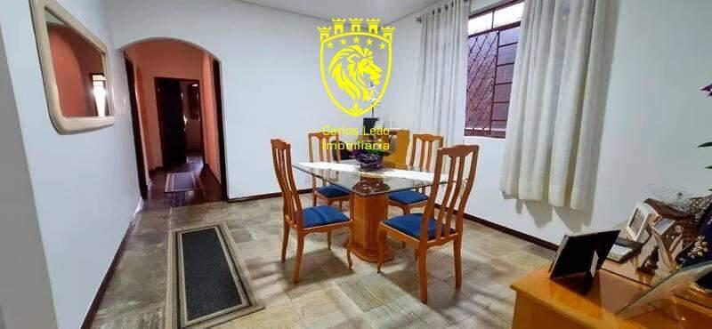 Casa, Santa Inês, 3 Quartos, 2 Vagas, 2 Suítes