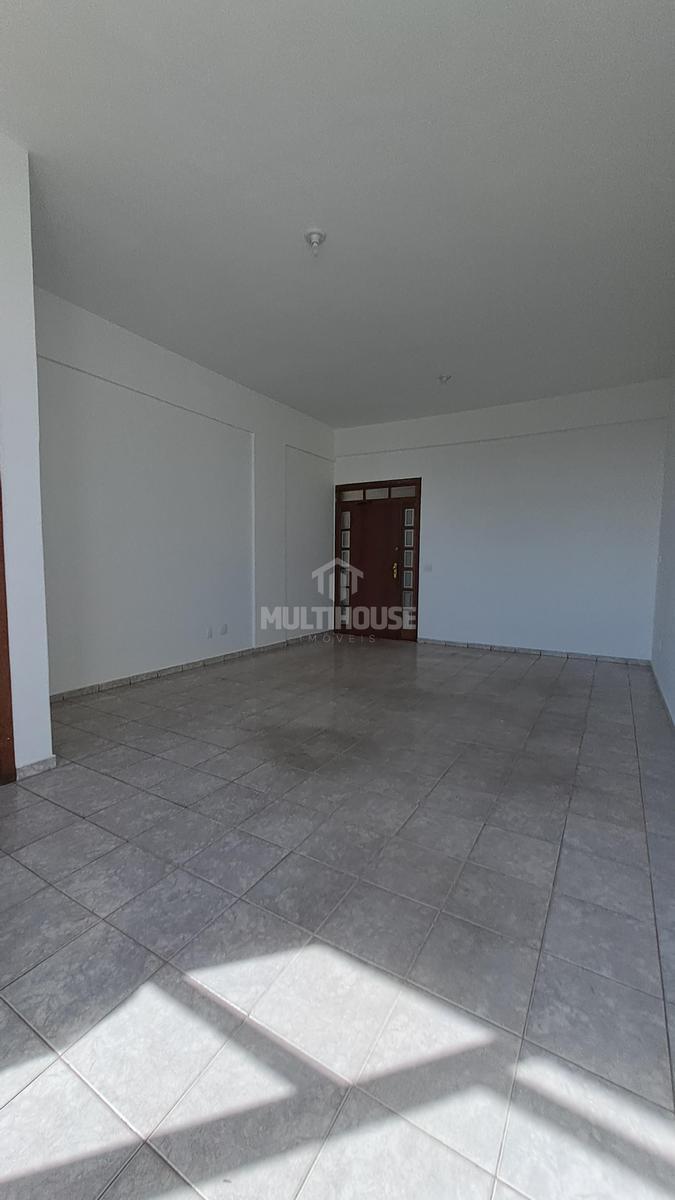 Sala, Barreiro, 0 Quarto, 1 Vaga