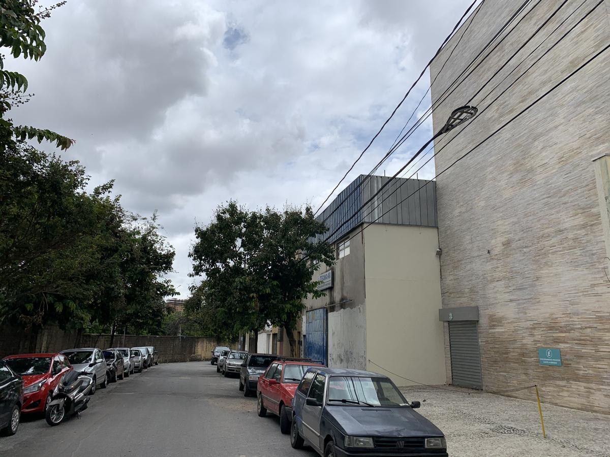Prédio, Prado, 4 Vagas
