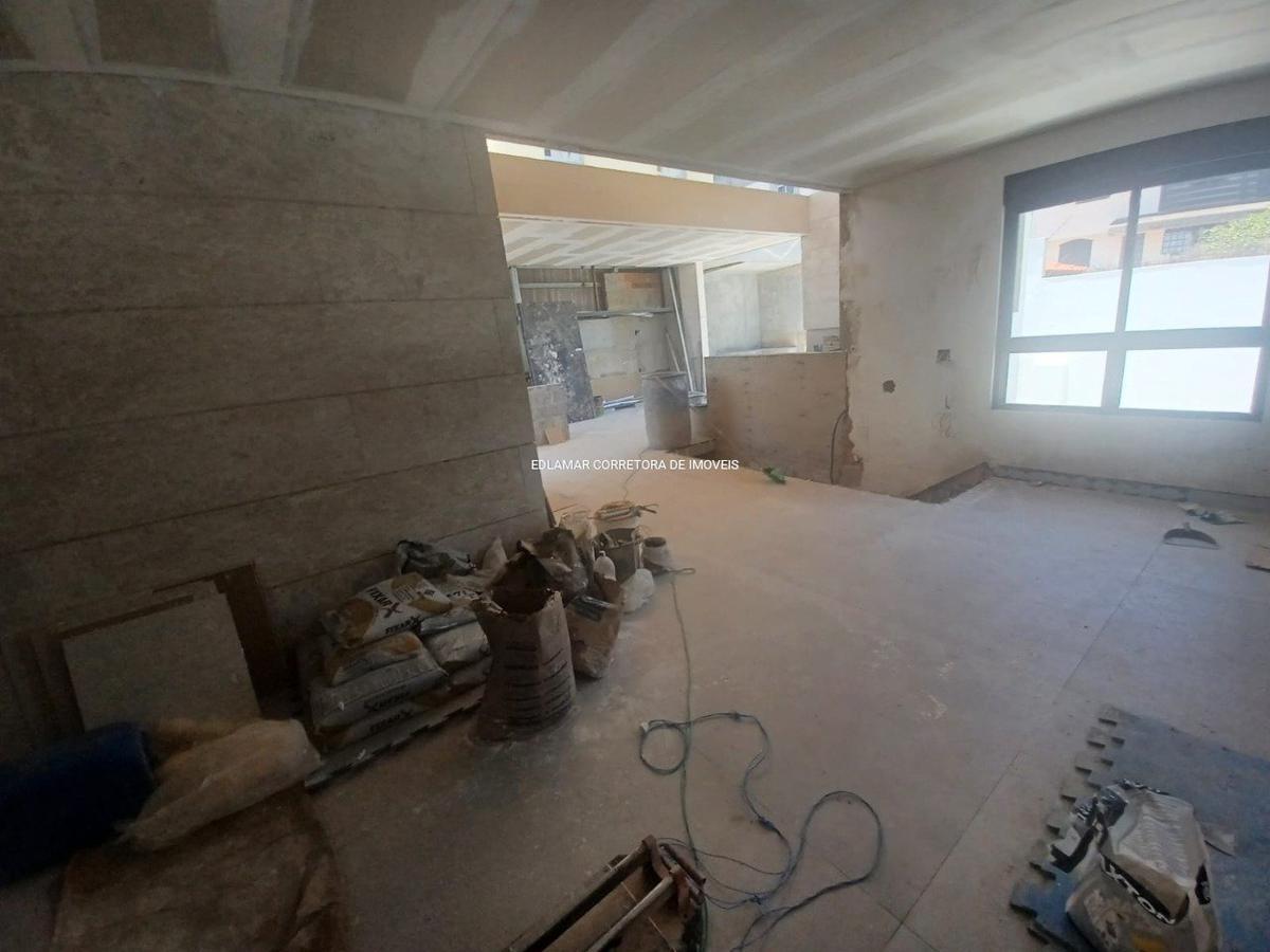 Apartamento, Centro, 3 Quartos, 5 Vagas, 2 Suítes