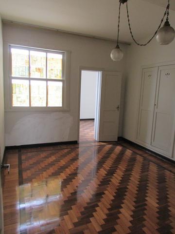Apartamento, Centro, 5 Quartos, 0 Vaga, 1 Suíte