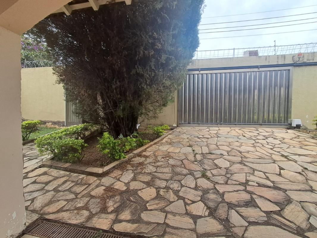 Casa, São Luiz (pampulha), 5 Quartos, 10 Vagas, 4 Suítes