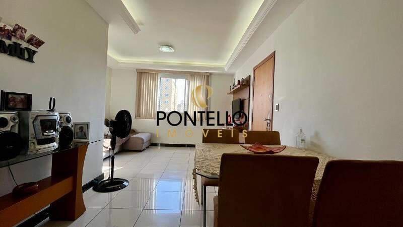 Apartamento, Sagrada Família, 3 Quartos, 2 Vagas, 1 Suíte